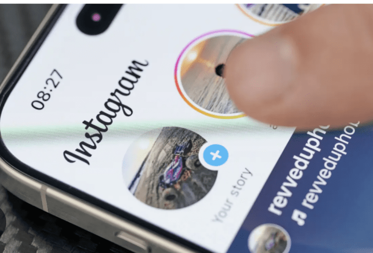 Instagram story logo